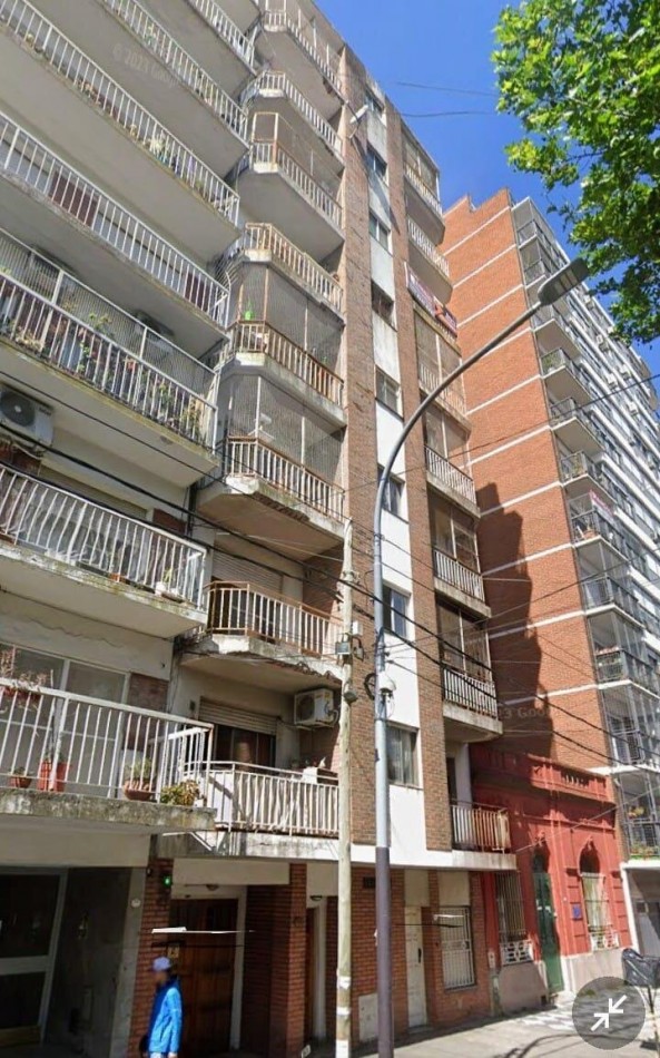 Excelente departamento 2 ambientes. Inmejorable ubicacion