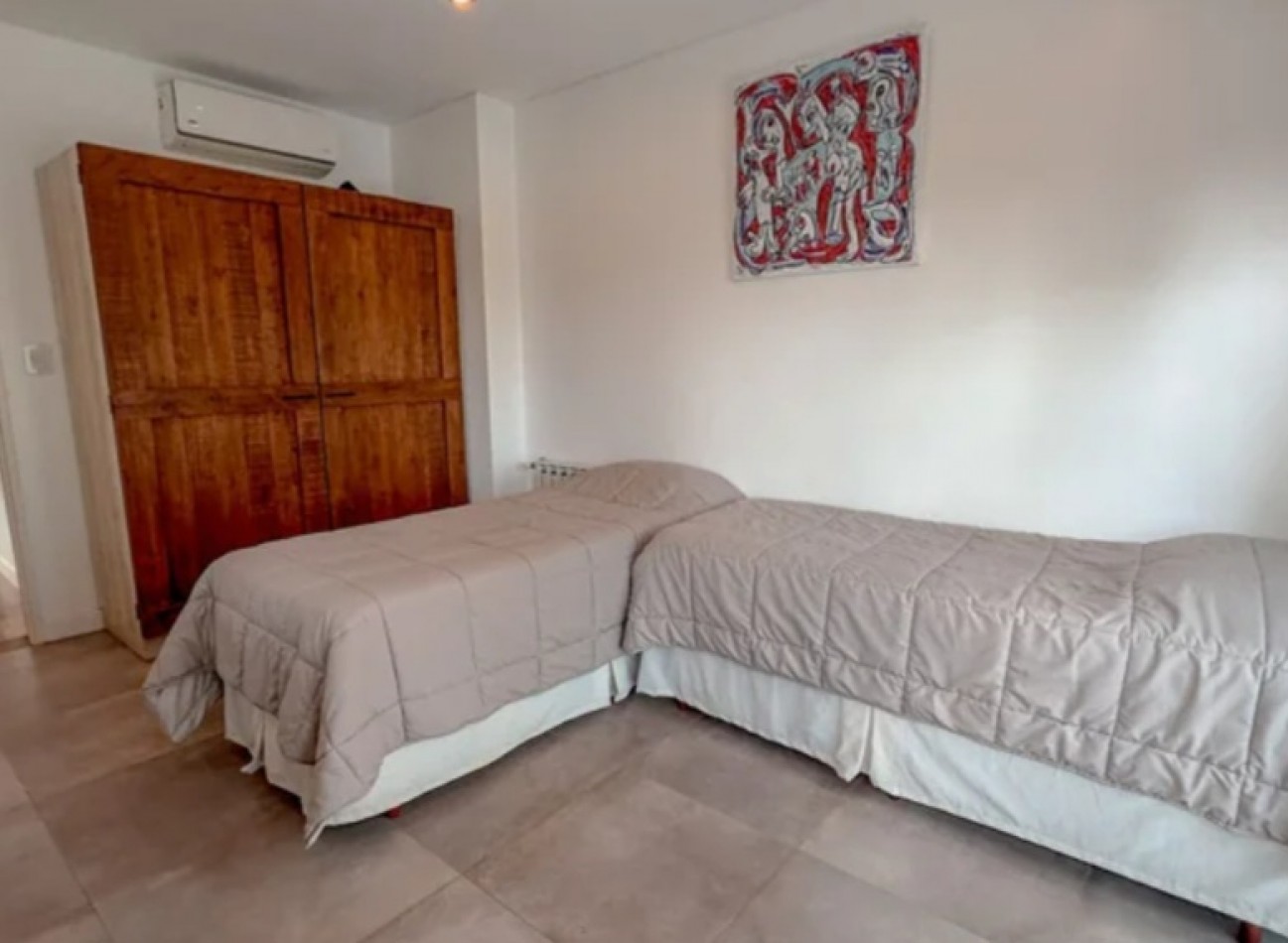 Impresionante casa 6 ambientes con fondo a laguna