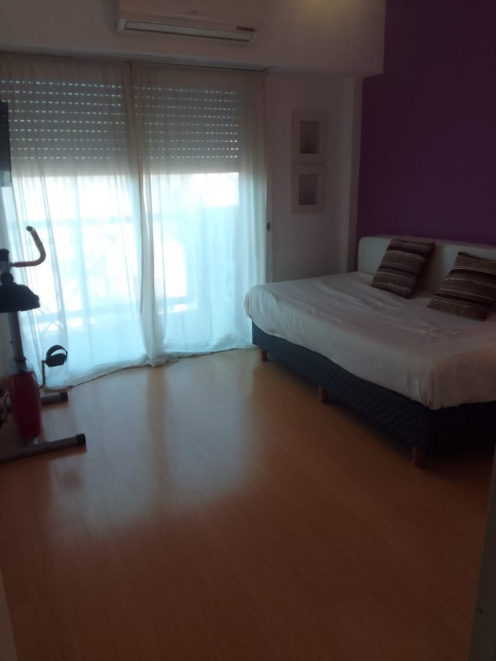 Excelente depto 4 ambientes de 100m2, con dependencia de servicio y 2 balcones