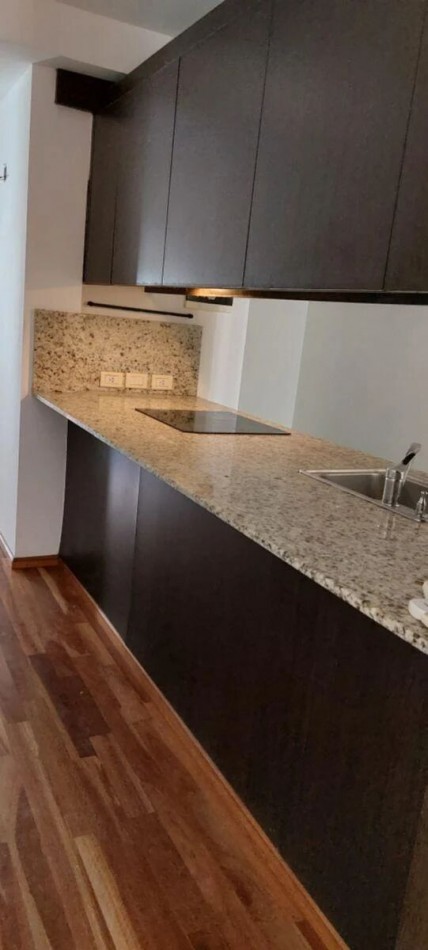 Semipiso 3 Amb C/cochera Al Frente.