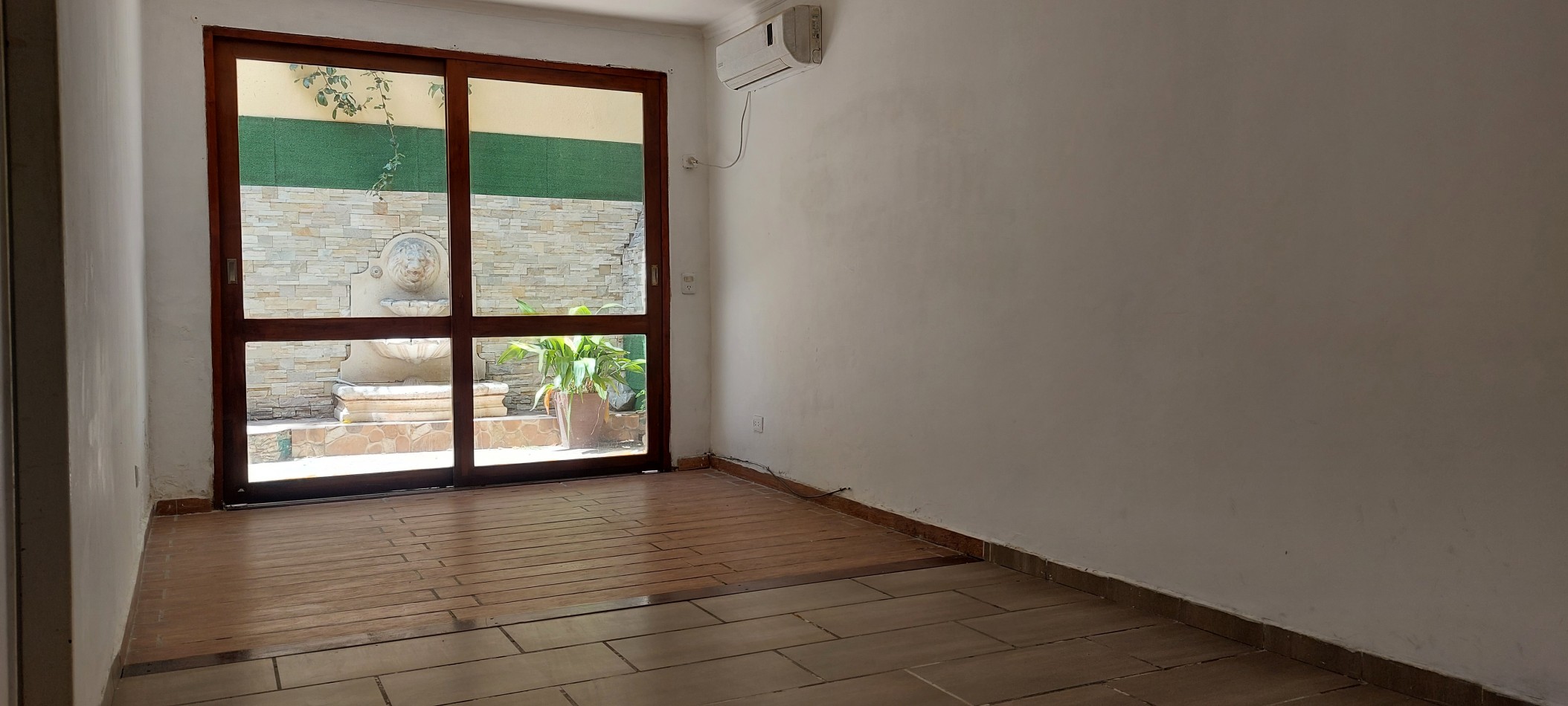 depto 3 ambientes con patio en lanusita 