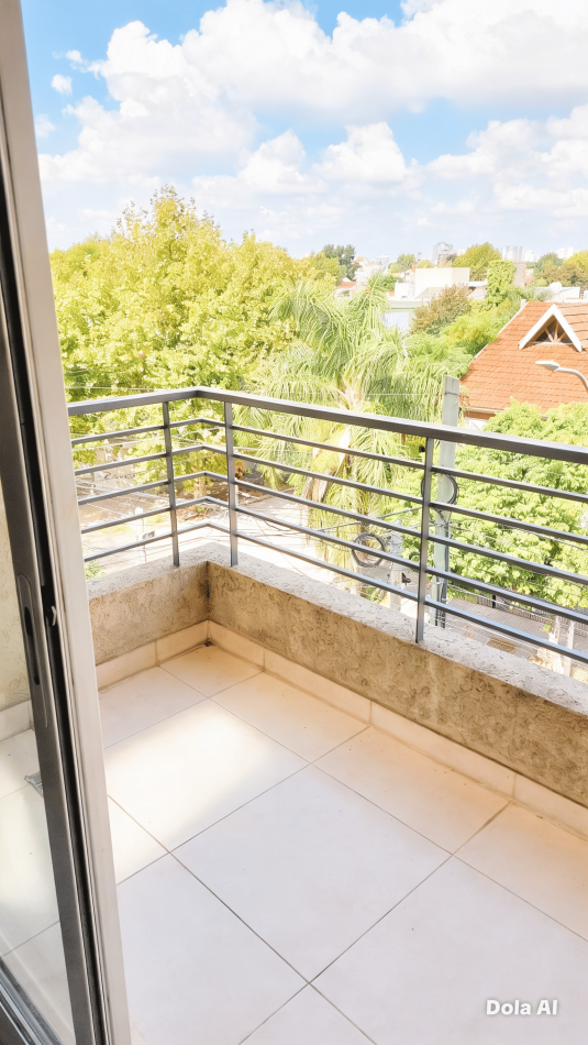 Hermoso 3 ambientes. Con balcon. Cochera opcional