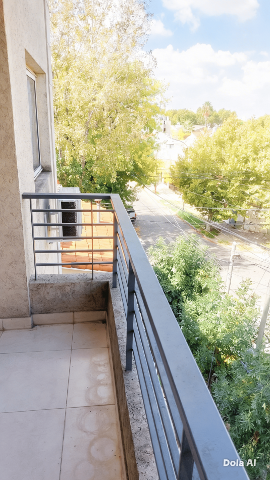 Hermoso 3 ambientes. Con balcon. Cochera opcional