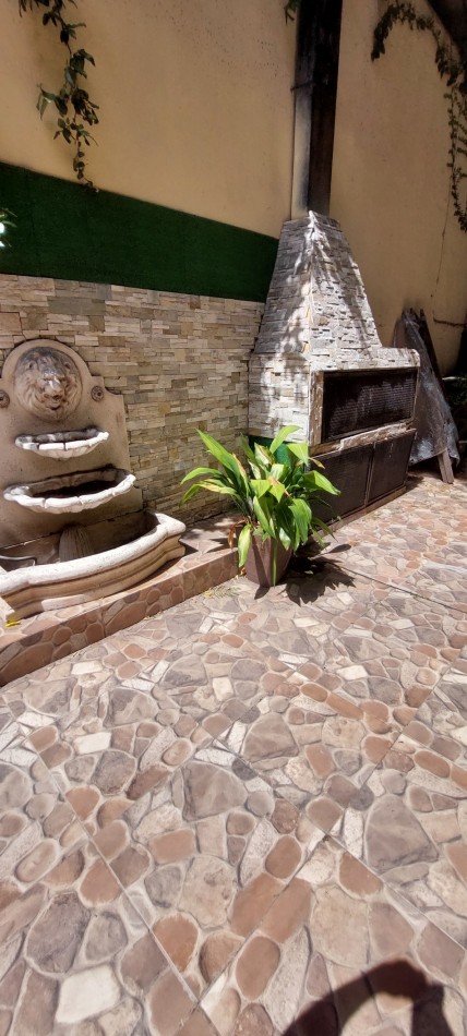 depto 3 ambientes con patio en lanusita 