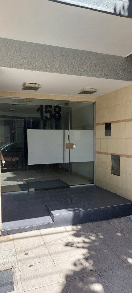 depto 3 ambientes con patio en lanusita 