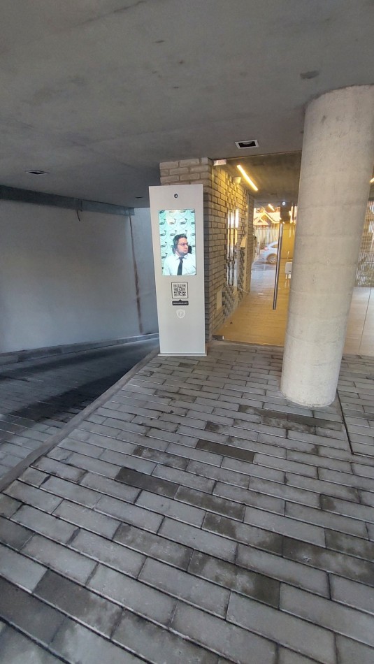 Excelente 2 ambientes. Balcon con parrilla y piscina. APTO CREDITO !!!