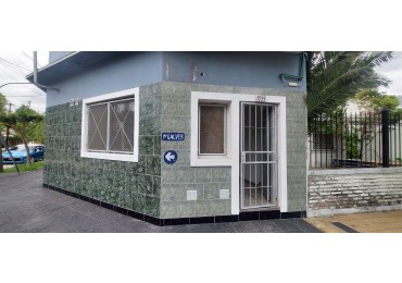 Depto 2 ambientes en planta baja. Expensas muy bajas !!!